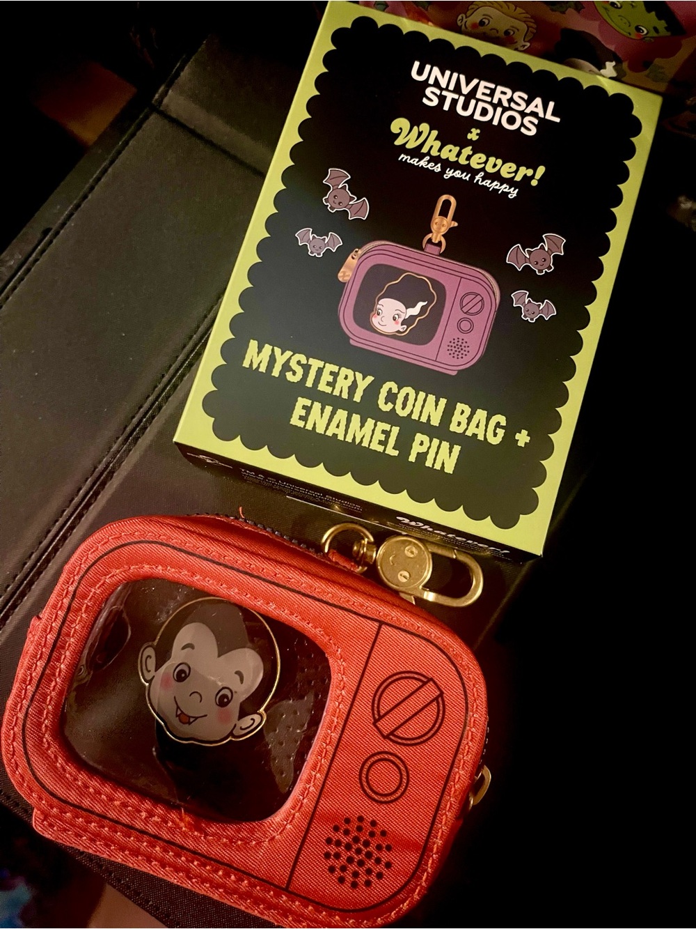 Universal Monsters Whatever Makes You Happy Mystery coin bag/pin - Dracula